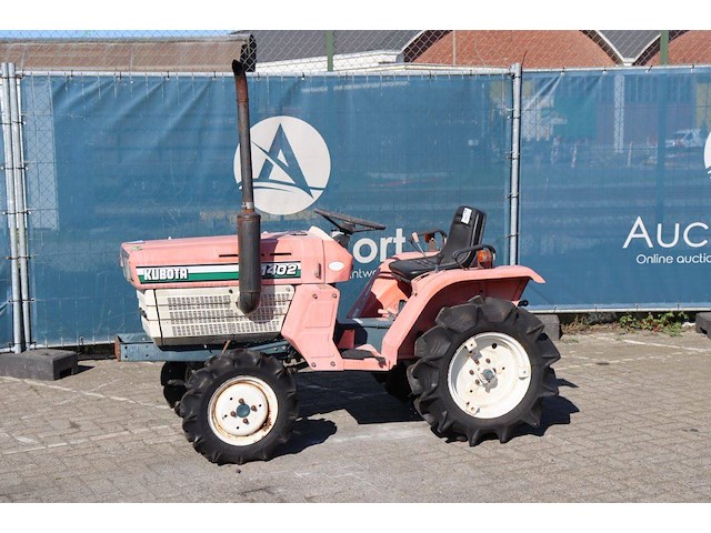 Minitractor kubota b1402 diesel 14pk - afbeelding 1 van  1
