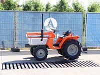 Minitractor kubota b1402dt diesel 12pk - afbeelding 1 van  1