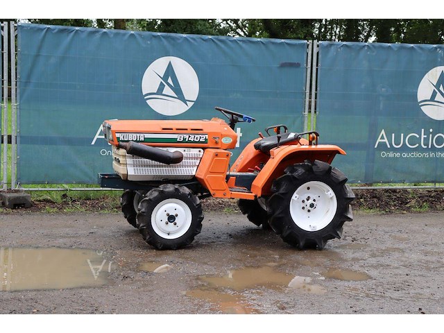 Minitractor kubota b1402dt diesel 14pk - afbeelding 1 van  1