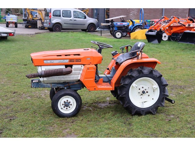 Minitractor kubota b1500 diesel 15pk - afbeelding 1 van  1