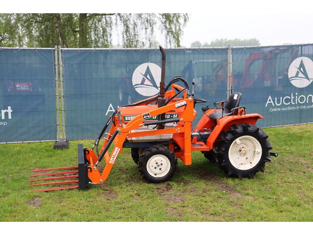 Minitractor kubota b1502dt diesel 15pk met voorlader - afbeelding 1 van  1