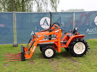 Minitractor kubota b1502dt diesel 15pk met voorlader - afbeelding 1 van  1