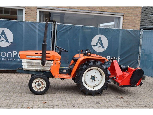 Minitractor kubota b1600 diesel met klepelmaaier lefa efd-135 2023 - afbeelding 1 van  1