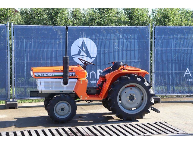 Minitractor kubota b1702dt diesel 16pk - afbeelding 1 van  1