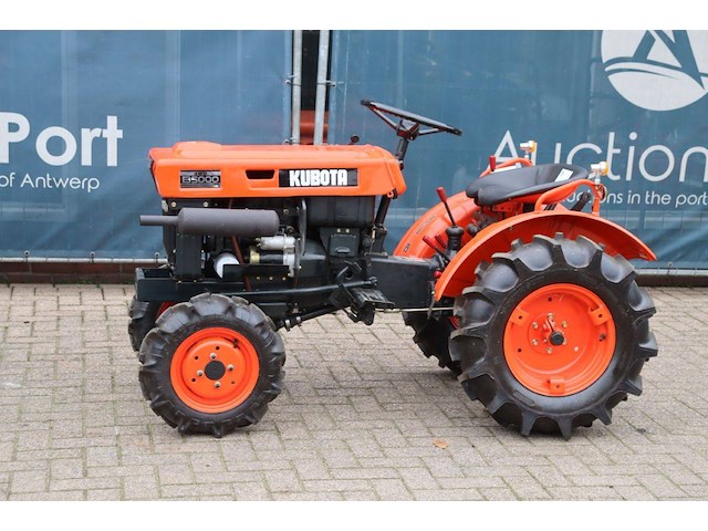 Minitractor kubota b5000 diesel - afbeelding 1 van  1