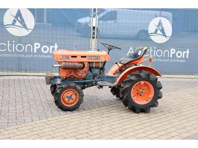 Minitractor kubota b5001 diesel 9.5pk - afbeelding 1 van  1