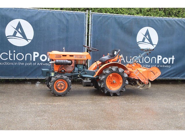 Minitractor kubota b5001dt diesel 9.5pk met grondfrees - afbeelding 1 van  1