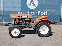 Minitractor kubota b6000 diesel 11pk - afbeelding 1 van  1
