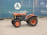 Minitractor kubota b6000 diesel 11pk - afbeelding 1 van  1
