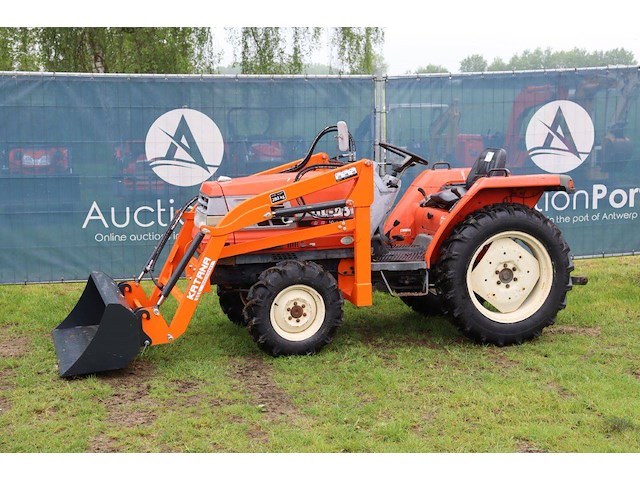 Minitractor kubota gl-23 diesel met voorlader - afbeelding 1 van  1
