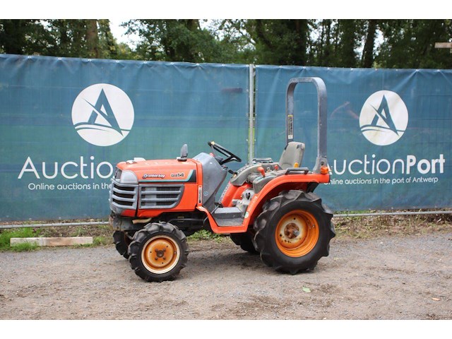 Minitractor kubota granbia-boy gb14 diesel 14pk - afbeelding 1 van  1
