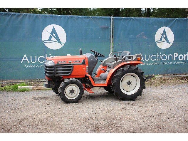 Minitractor kubota granbia gb20 diesel 19.7pk - afbeelding 1 van  1