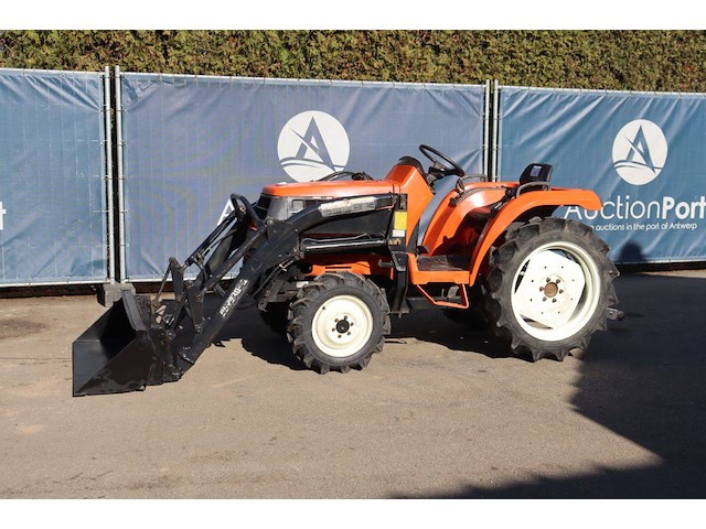 Minitractor kubota gt diesel met voorlader - afbeelding 1 van  1