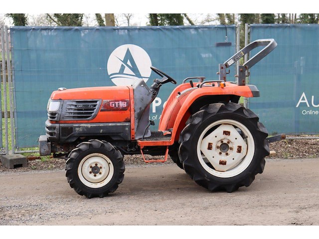 Minitractor kubota gt19 diesel - afbeelding 1 van  1