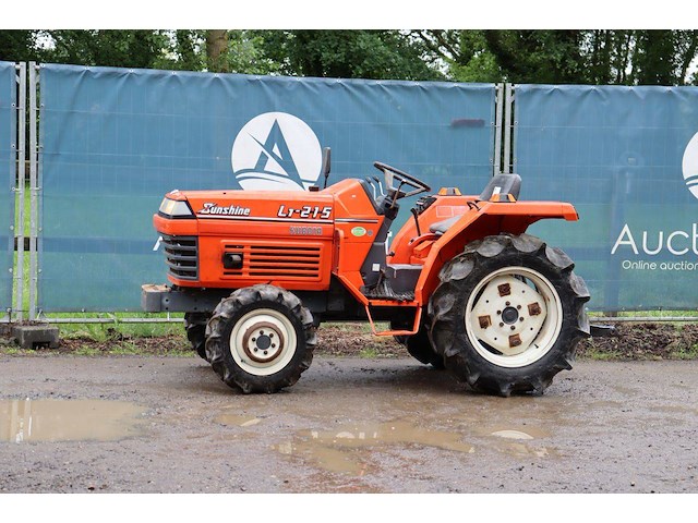 Minitractor kubota sunshine l1-215 diesel 21pk - afbeelding 1 van  1