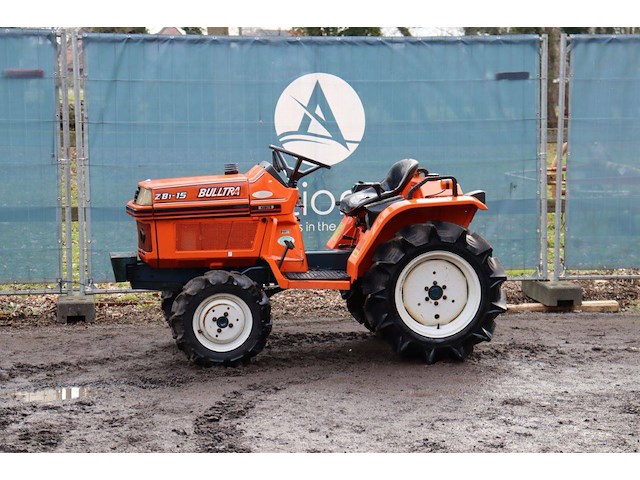 Minitractor kubota zb1-15 diesel - afbeelding 1 van  1