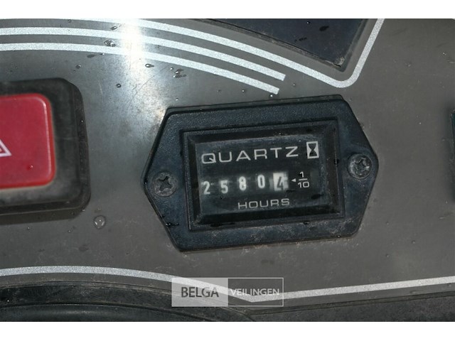 Minitractor met maaidek - afbeelding 3 van  11