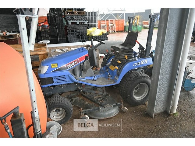 Minitractor met maaidek - afbeelding 1 van  11