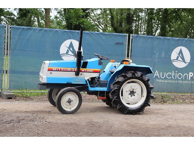 Minitractor mitsubishi mt2001 diesel 20pk - afbeelding 1 van  1