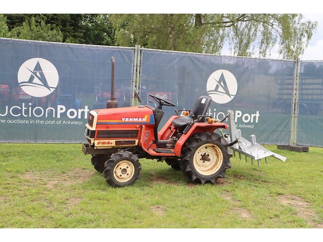 Minitractor yanmar f13 ed diesel met manegevlakker - afbeelding 1 van  1