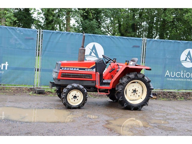 Minitractor yanmar f20d diesel 20pk - afbeelding 1 van  1
