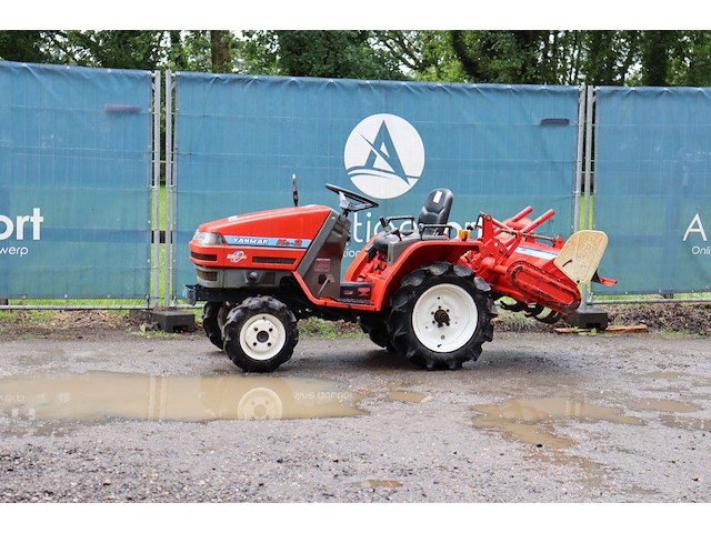 Minitractor yanmar ke-2d diesel 13pk met grondfrees - afbeelding 1 van  1