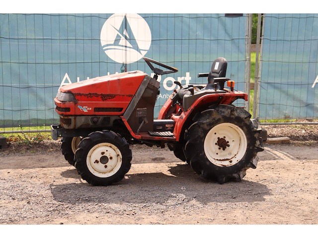 Minitractor yanmar ke-3d diesel 13pk - afbeelding 1 van  1