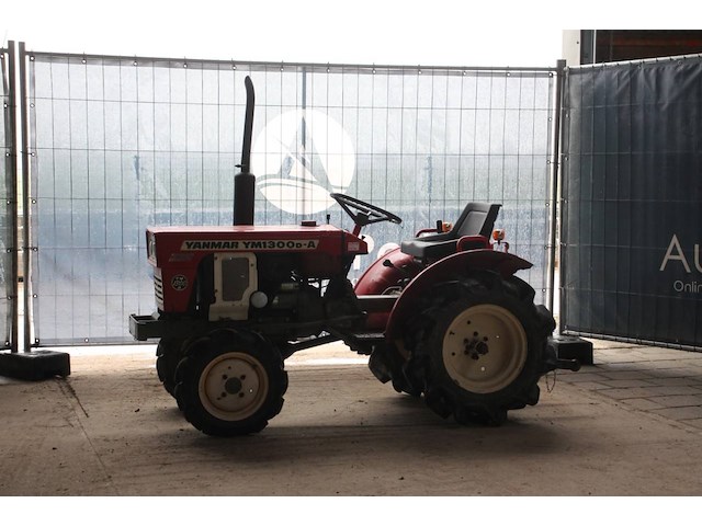 Minitractor yanmar ym1300d-a diesel 13pk - afbeelding 1 van  1