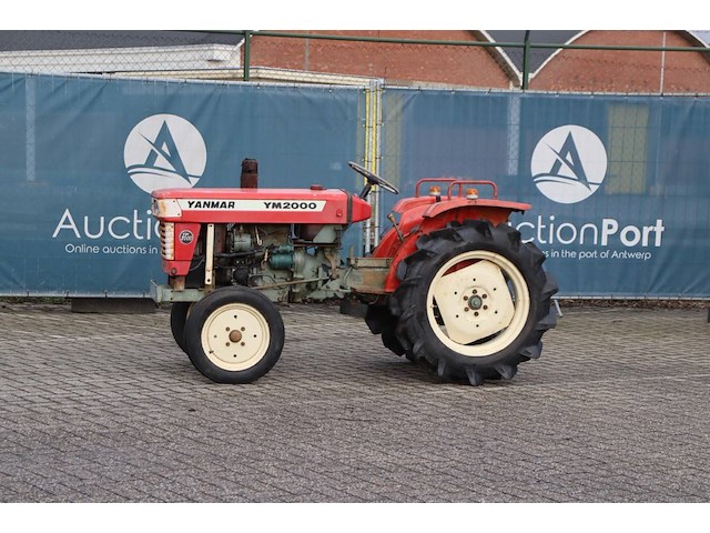 Minitractor yanmar ym2000 diesel 20pk - afbeelding 1 van  1