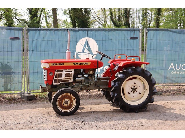 Minitractor zen-noh ym2000 diesel 20pk - afbeelding 1 van  1