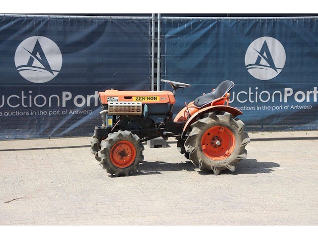 Minitractor zen-noh zb7000 diesel 13pk - afbeelding 1 van  1