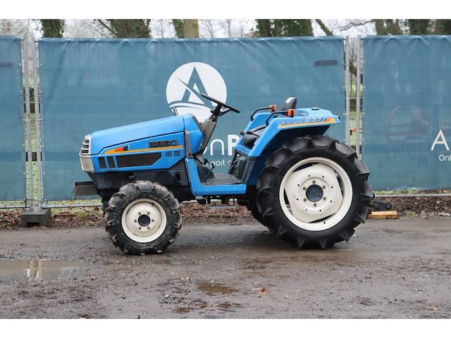Minitratctor iseki tu237f diesel 23pk - afbeelding 1 van  1