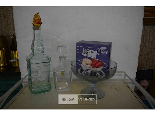 Minivergiet glazen kom en div - afbeelding 1 van  3