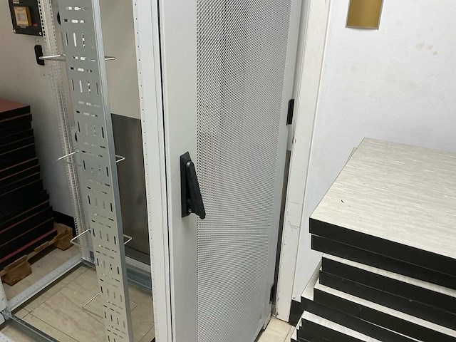 Minkels 19 inch rak overig elektra toebehoren - afbeelding 2 van  8