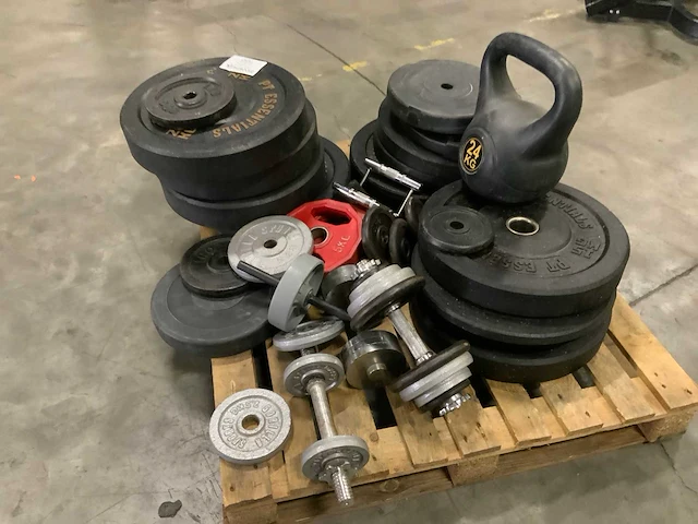 Mistery pallet diversen bumper kettlebell krachtstation - afbeelding 3 van  6