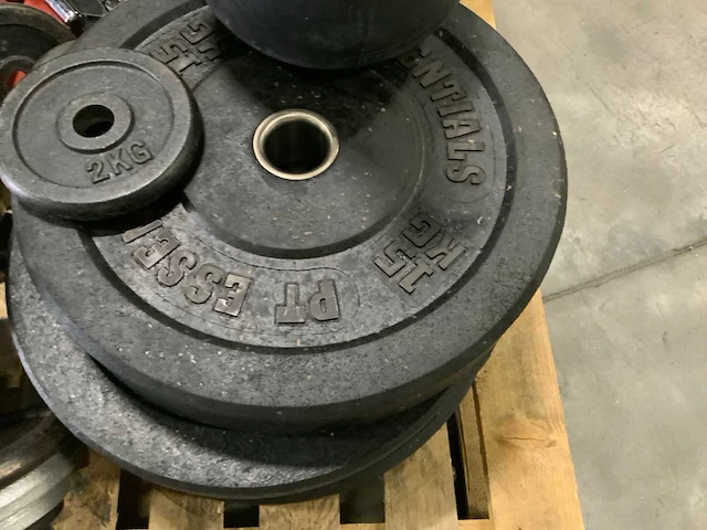 Mistery pallet diversen bumper kettlebell krachtstation - afbeelding 5 van  6
