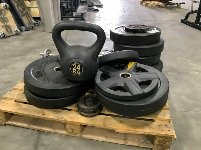 Mistery pallet diversen bumper kettlebell krachtstation - afbeelding 6 van  6