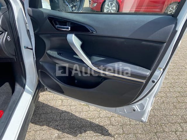 Mistubishi - eclipse cross 2020 - afbeelding 17 van  40