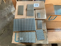 Mitek partij diverse nagelplaten voor houtverbindingen - afbeelding 1 van  9