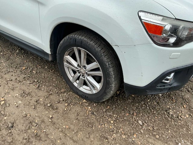 Mitsubishi - asx - car - 11-04-2011 - afbeelding 10 van  11