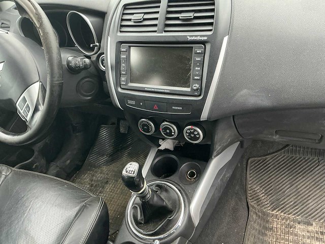 Mitsubishi - asx - car - 11-04-2011 - afbeelding 8 van  11