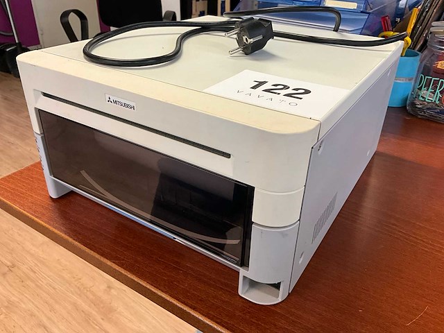 Mitsubishi - cp3800dw - dye sub printer 20x30cm - afbeelding 1 van  8