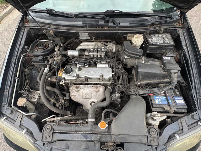 Mitsubishi - space star - 1.6 family - car - 2004 - afbeelding 11 van  22