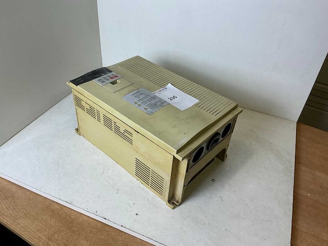 Mitsubishi a500 fa-a540-15k-ec frequentieregelaar - afbeelding 1 van  5