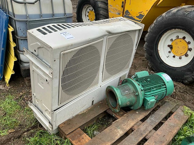 Mitsubishi airco buitenunit - afbeelding 1 van  3