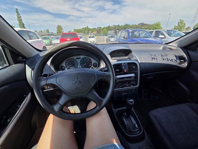 Mitsubishi carisma comfort, 2004 - afbeelding 11 van  54