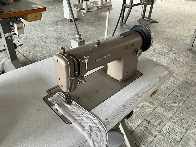 Mitsubishi coffez putsteek machine - afbeelding 5 van  9