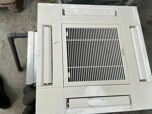 Mitsubishi diverse inbouw airconditioning (7x) - afbeelding 1 van  4
