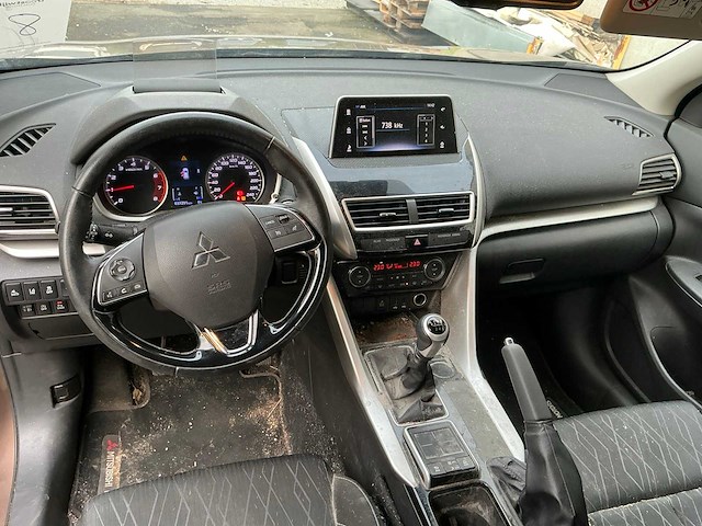 Mitsubishi eclipse cross personenauto - afbeelding 9 van  27