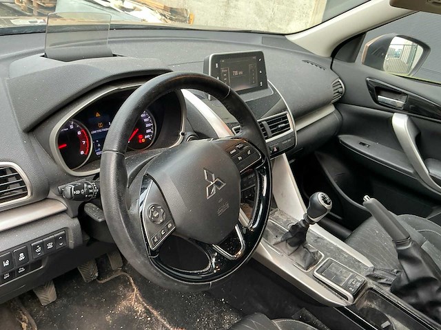 Mitsubishi eclipse cross personenauto - afbeelding 10 van  27